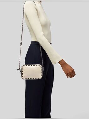 Valentino Garavani Rockstud Bicolor Camera Crossbody Bag TV-J809VBU0